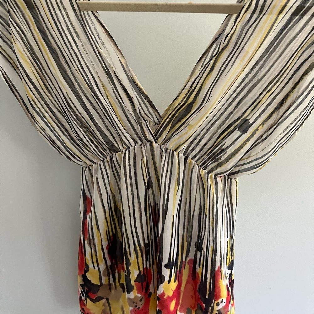 Silky Deep V Blouse - Picture 3 of 3